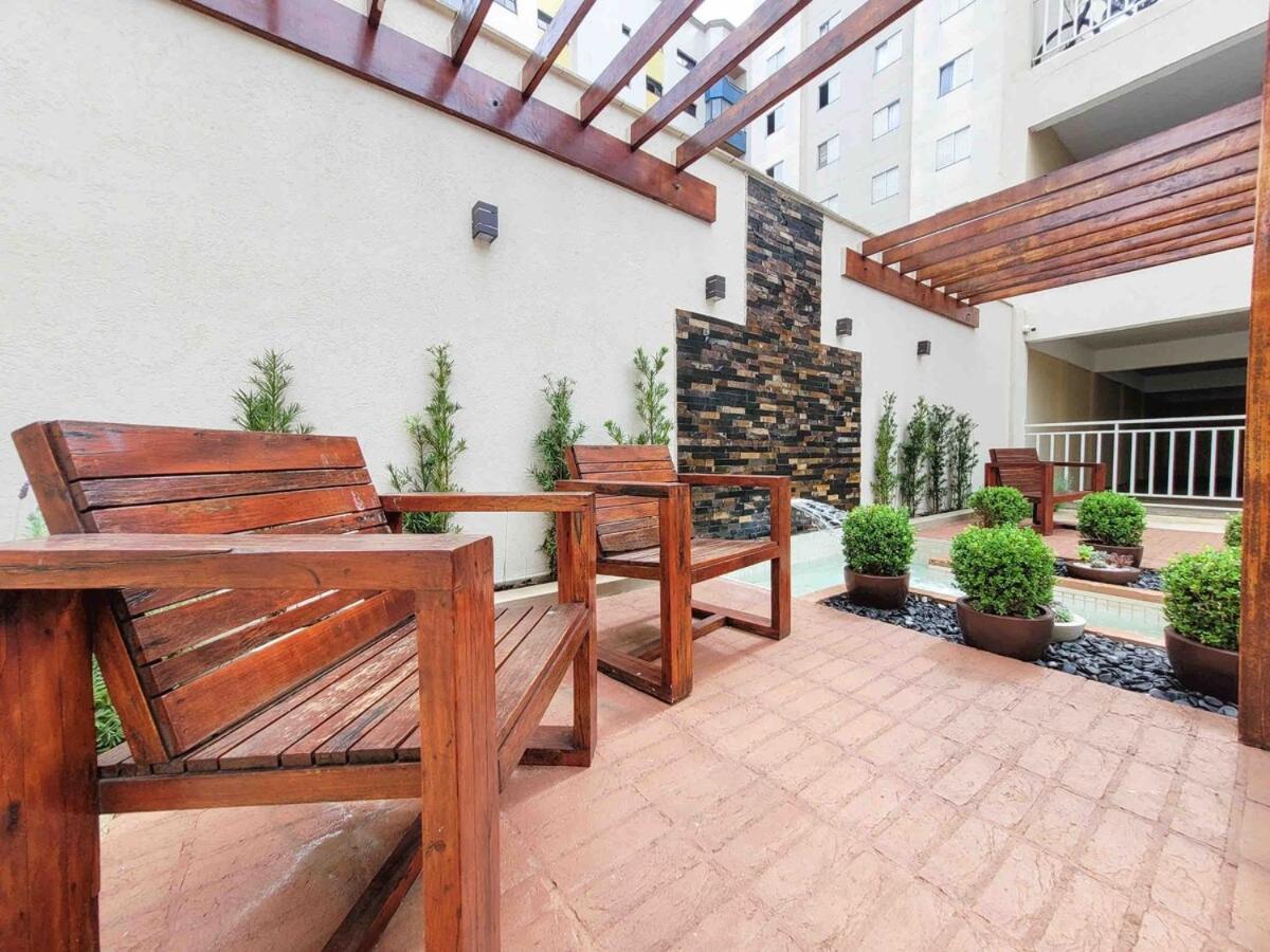 Bem No Centro, Cozinha Completa, Varanda E Garagem Pocos de Caldas Luaran gambar