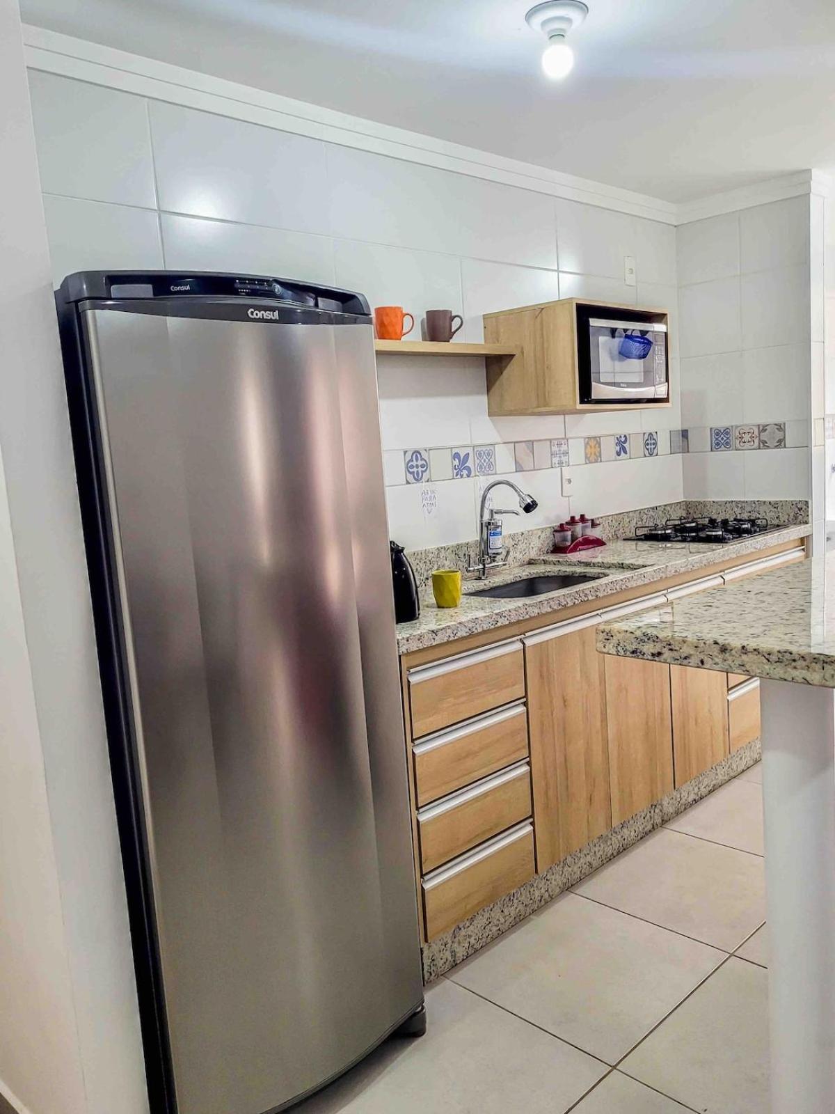 Bem No Centro, Cozinha Completa, Varanda E Garagem Pocos de Caldas Luaran gambar